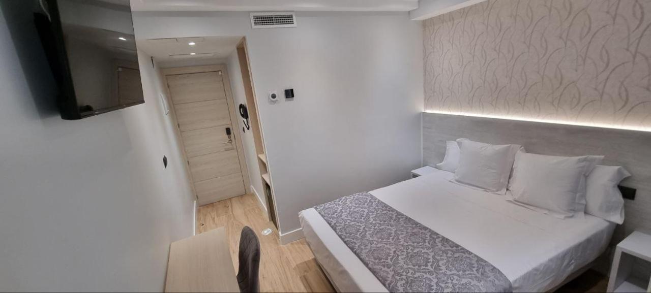 Ch La Petite Maison - Boutique - Madrid Luaran gambar